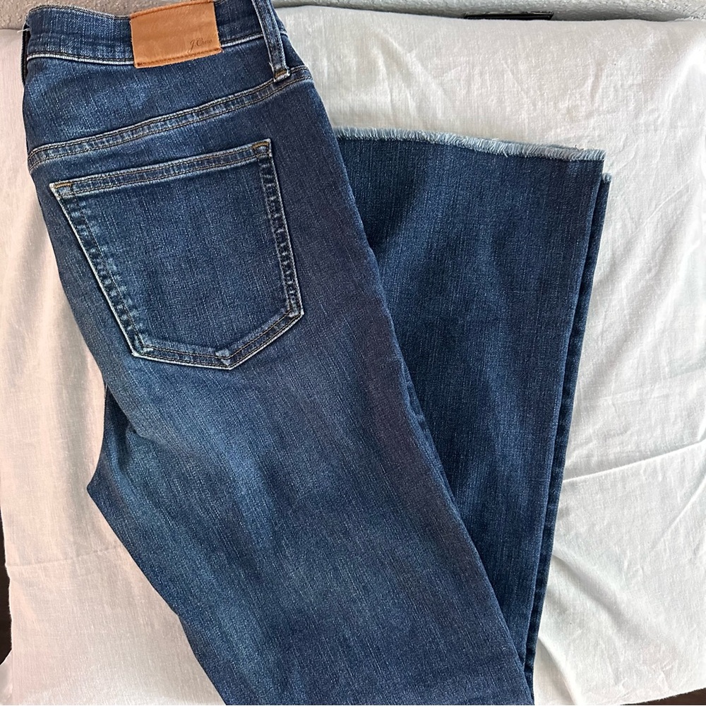 J.Crew Dark Wash Demi Boot Crop Jeans – Raw Hem, Bottom Fly, Size 29 Tall - Picture 5 of 7
